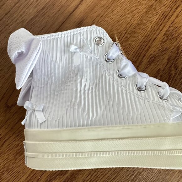 ❤️Converse Chuck 70 Hi Bow Pleated 9.5 Women Shoes Elegant Sneaker White A15191C - Picture 10 of 12